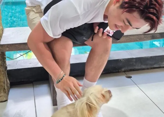 Umah Bagus 3* サヌール